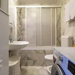 Ema Apartment